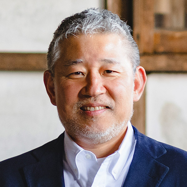 日下 智氏