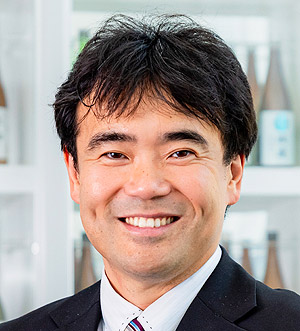 岸 保⾏氏