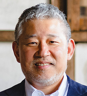 日下 智氏