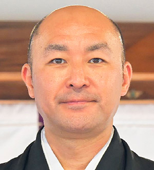 高橋 漠氏