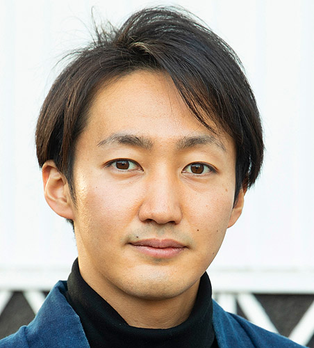 浦里 知可良氏